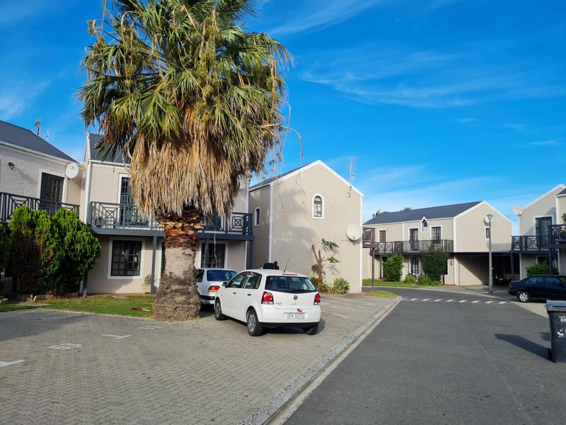 To Let 2 Bedroom Property for Rent in Heritage Park Western Cape